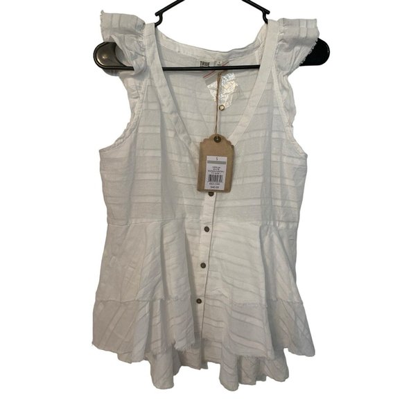 True Craft:  Women’s Top White Cap Sleeve Button Front High Low Size Small  NWT - Picture 1 of 5